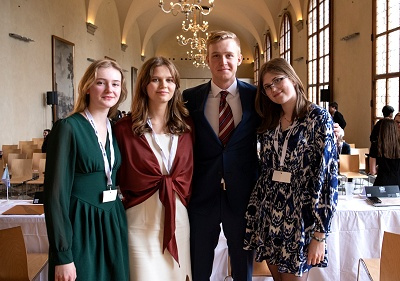 Studenti gymnázia Nový PORG: Viktorie Hubová, Andrea Kutnarová, Tomáš Hradil, Amélie Hrbková.